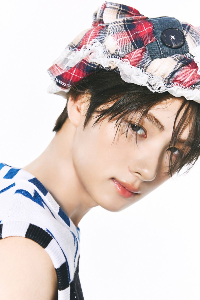 my0catboy's tweet photo. 쌍커풀 잘 보이는 거 
진짜개좋다고팔천번째말한다 https://t.co/saTCtuUYM9