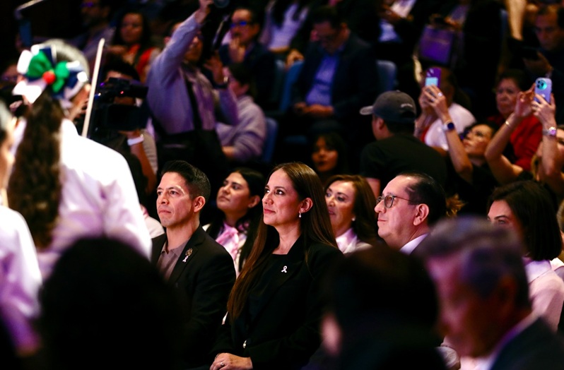 NewsGto's tweet photo. Triumph of 60 women against breast cancer is celebrated
https://t.co/CmaV1QhMub
#Guanajuato #BreastCancer #Women #Protection #Services #SSG #Health #VisitGuanajuato #TraveltoGuanajuato #BusinessinGuanajuato https://t.co/ljc5bnwmgn