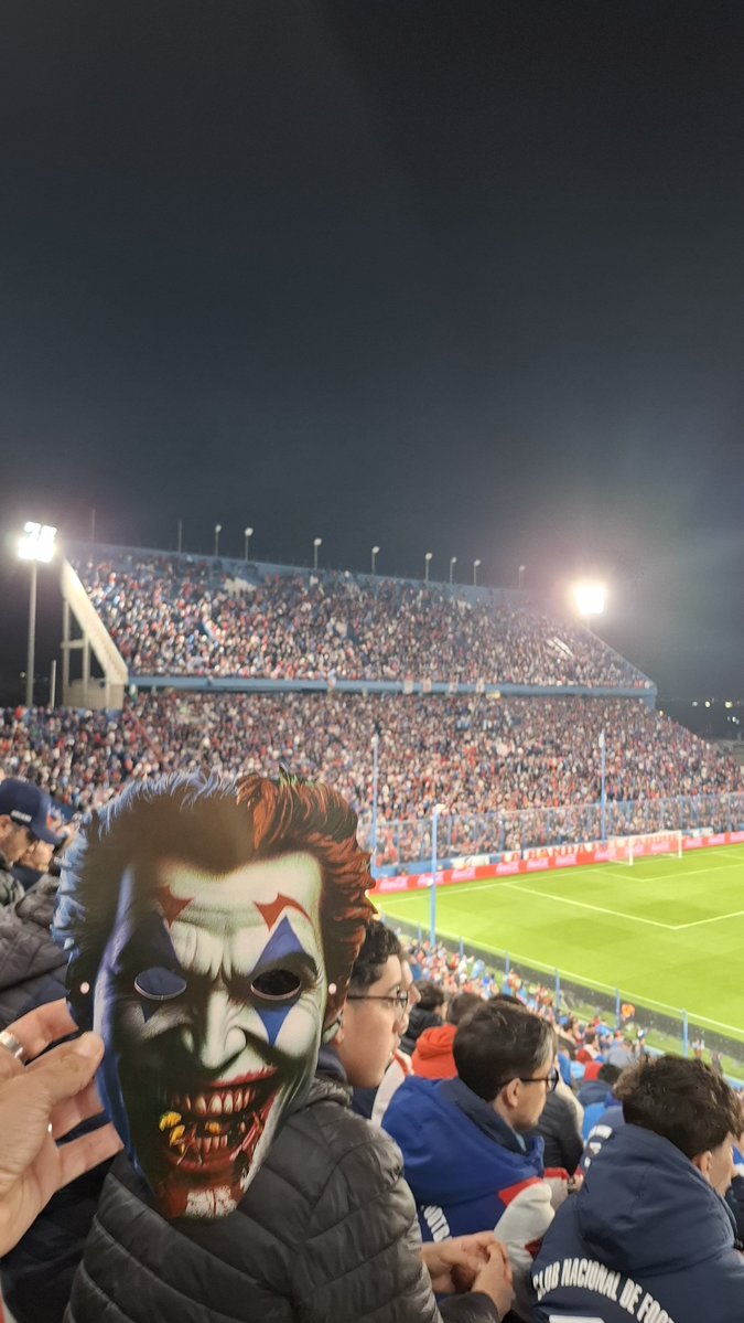 7411Hinchada's tweet photo. 10 DE LA MAÑANA 
NACIONAL NACIONAL 🇫🇷

Buen dia primer hinchada del mundo

#FiestaEnTresColores https://t.co/VRRXmcZWpU