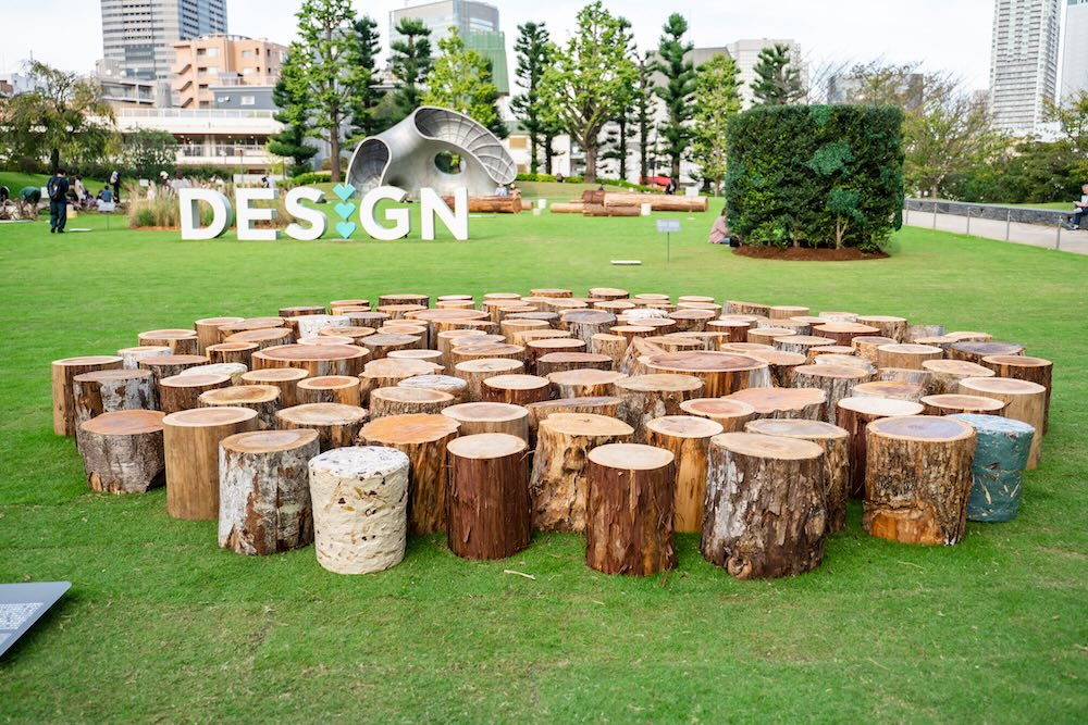 tecture1's tweet photo. #東京ミッドタウン DESIGN LIVE 2026 会場レポート
https://t.co/aV0WFc9cu4
芝生広場 DESIGN LIVE EXHIBITION
永山祐子〈うみのハンモック〉※来週で展示終了
辰野しずか〈木に刻まれた時間〉
NAOKO KAWACHI〈杉の台〉
※画像4点 主催者or出展者提供
#DESIGNLIVE
#TECTUREMAG #TECTUREMAG最新記事 https://t.co/BQnuxKnEcD