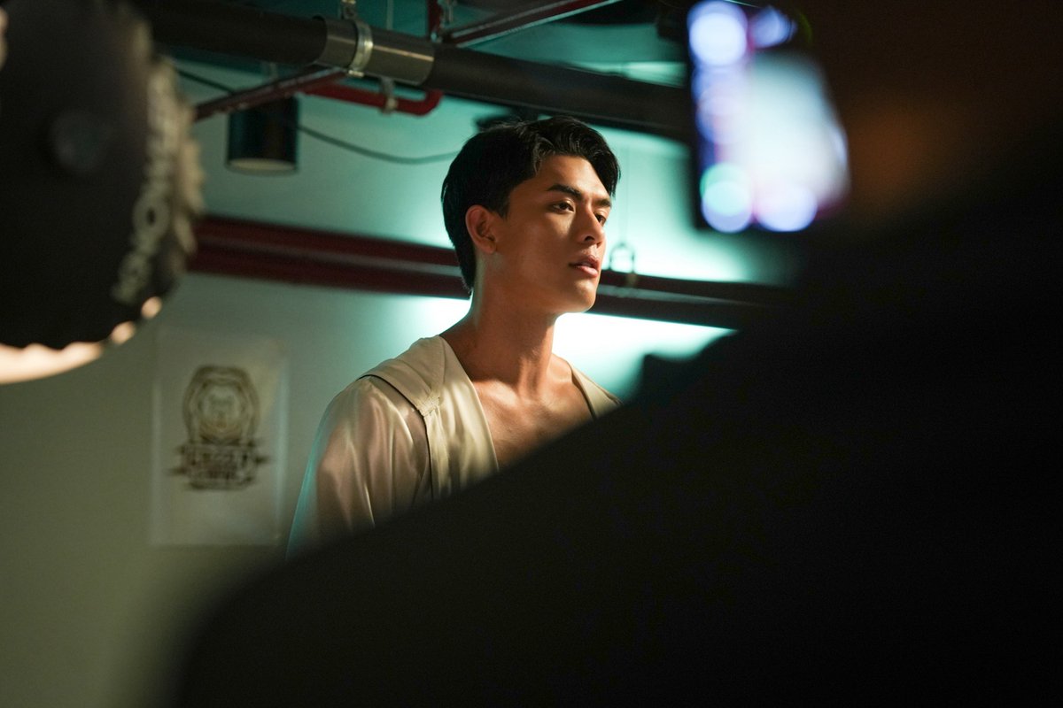 RoundOneSeries's tweet photo. ไม่มีซีนคู่กัน แต่วางรูปข้างกันแล้วแบบบบบบบบบบบบบบบบ 💯❤️😘😳🙂‍↕️

#RoundOneSeries #GMMTV
@Josswayar @gawincaskey https://t.co/p28I6m7bz4