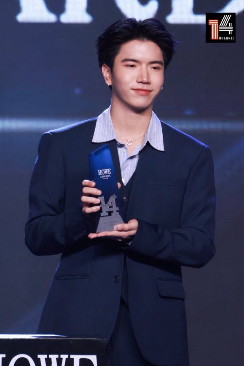 seakeen_TH's tweet photo. สุดหล่อของพวกเราได้รับรางวัลทั้งคู่เลย 

🫳🏻🥺
HOWE AW X SEAKEEN NOOONG

#HOWEAWARDS2026XSeaKeen
#HOWEMAGAZINE 
#HOWEAWARDS2026 
---------------------------------------------
♡ #sea_ta_lay | #keenkeno  ♡ 
✧ ꒰ #seakeen | #ซีคีน ꒱ ✧
@sea_ta_lay @keenkeno_sp https://t.co/BJ6yGKP47d