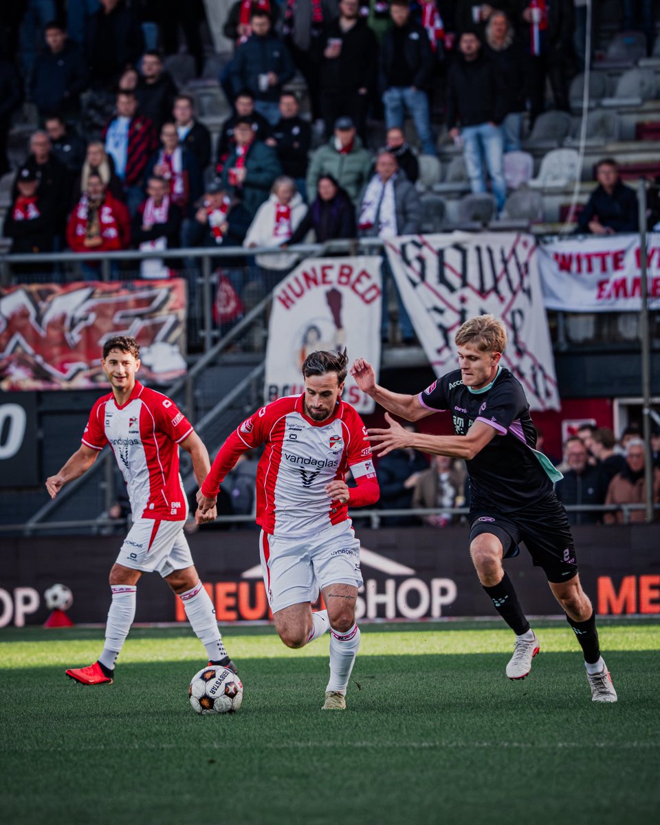 FC_Emmen's tweet photo. Nog eem terugkieken! 🖼️

𝘍𝘊 𝘌𝘮𝘮𝘦𝘯 𝘹 𝘈𝘭𝘮𝘦𝘳𝘦 𝘊𝘪𝘵𝘺 𝘍𝘊

#EMMalm #HIERHOORIK #HIERKOMIKWEG https://t.co/TfQaiKFdXx