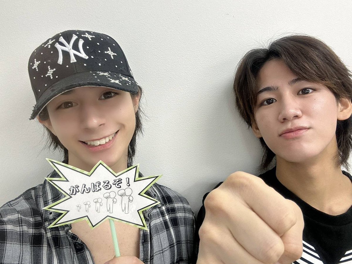 RISUTO_S0504's tweet photo. #神戸セーラーボーイズ 卒業パーティー 〜tulip 2026

久しぶりのセラボの稽古場の空気。やっぱり最高です！😊
#神戸セラボ https://t.co/fipel4K6ND