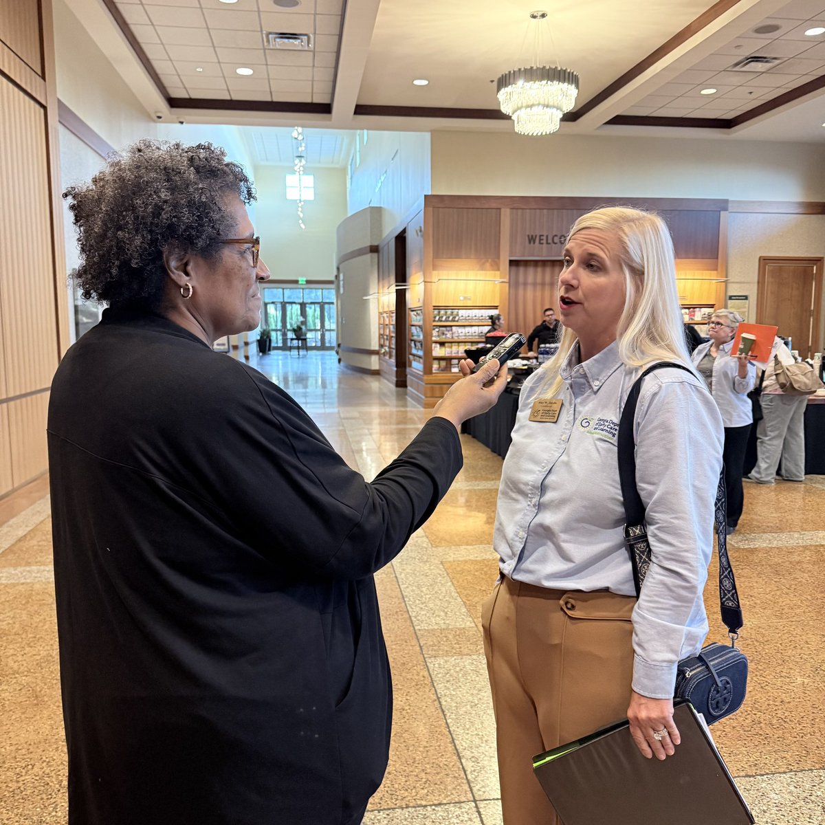 CommJacobs's tweet photo. 🚐💙 The DECAL Roadshow in Cartersville is underway! We’re excited to connect with child care owners and directors, share resources, exchange ideas, and learn together as we work to strengthen early learning across Georgia. Let’s Connect, Learn &amp; Grow! 🌱 #DECALRoadshow https://t.co/3YhSalPpdM