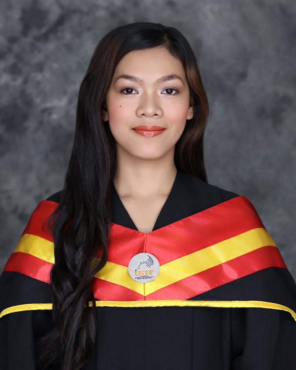 Hey_itsLadyJ's tweet photo. Officially Tambay with a degree 😁🤪

Jazzy Colleen L. Cabugao
Bachelor of Science in Technology Communication Management major in Multimedia 🎓✨

Late post 😁🫶🏼

#classof2026 #grad https://t.co/2s9d1DL0Ho