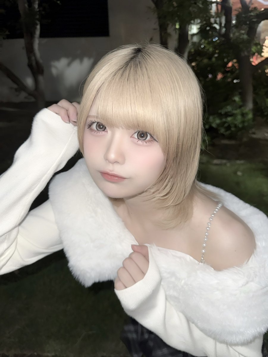 yua_narukami's tweet photo. こっちだよ https://t.co/RX3XNKbGKC