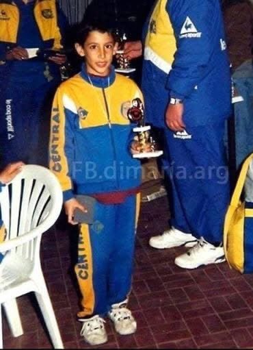 PatoCanalla1889's tweet photo. Cumple sus sueños quien resiste.

Arriba pues Campeones de Campeones, para gloria del Fútbol Nacional 🇺🇦👋 https://t.co/fq0JwkyD6J