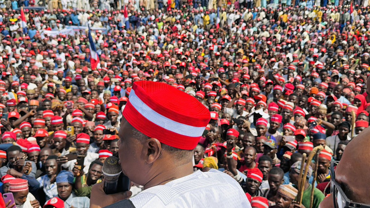 SaifullahiHon's tweet photo. His Excellency, Sen. @KwankwasoRM, PhD, FNSE, the NDC Vice Presidential Candidate, received a welcome from a large crowd of residents in Rogo LGA, today, Tuesday, 20th October 2026, while travelling from Kaduna to Kano State. https://t.co/YyL8VoMnDJ