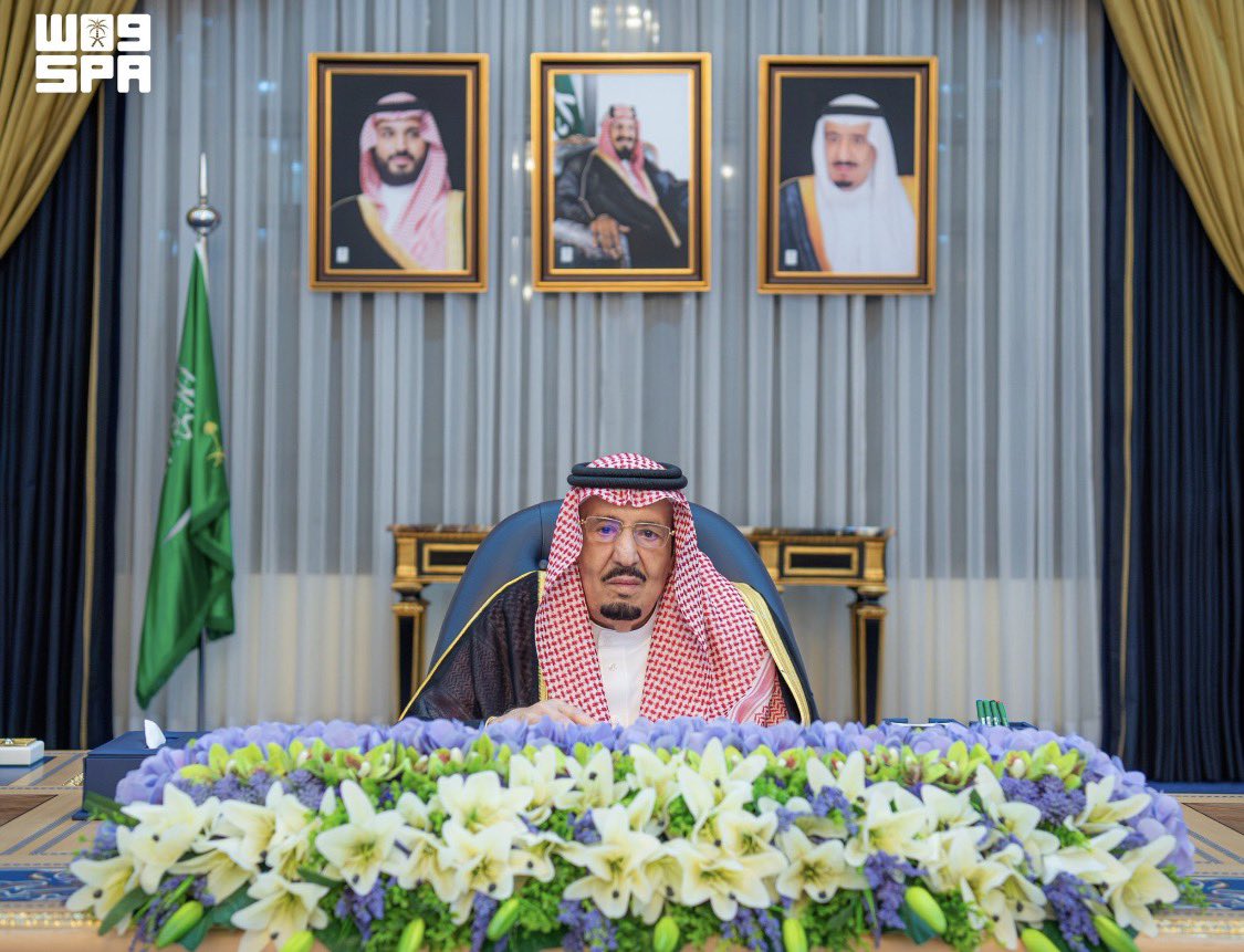 mdmksa's tweet photo. #هذه_السعودية
مولاي #امام_المسلمين #خادم_الحرمين_الشريفين #الملك_سلمان
 -حفظه الله ورعاه-
يرأس جلسة #مجلس_الوزراء في الرياض. https://t.co/OKvsvFjNxs