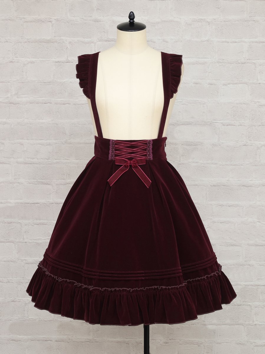 _Amavel_'s tweet photo. ♥Coming soon Item♥Part2
＊Velours Ruban フリルスカート (近日販売予定)
Color：ボルドー、ブラック、ネイビー
Price：￥9,350(税込）
お問い合わせは各SHOPまでお願いします!   #amavel #アマベル #スカート #リボン #クラシカル #ロリータライク #ゴシック風 #ベロア https://t.co/rwyP0W9ncL