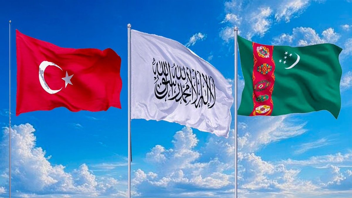 haidarbaghlani's tweet photo. *د هرات والي شیخ مولانا نور احمد اسلام جار، په هرات کې د ترکیې او ترکمنستان له جنرال قونسلانو، د تیکا دفتر له مشر، د افغان ـ ترک ښوونځیو له مشر او په افغانستان کې د ټاپي پروژې له مشر سره په لیدنه کې، له دغو هېوادونو سره د سوداګریزو اړیکو پر پراختیا او روغتیايي او ... https://t.co/B2fqPCa7tF