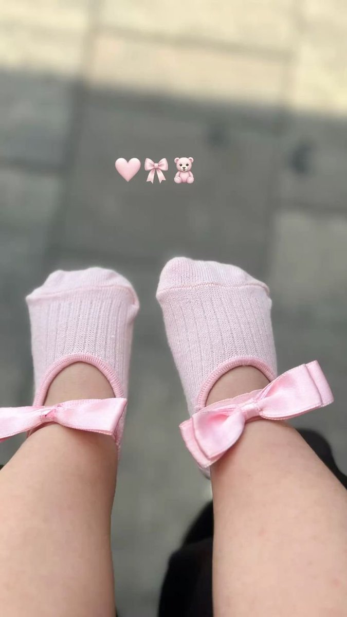 Cuddleecute's tweet photo. Do baby toes deserve their own fan club? https://t.co/RmFeExQS1L