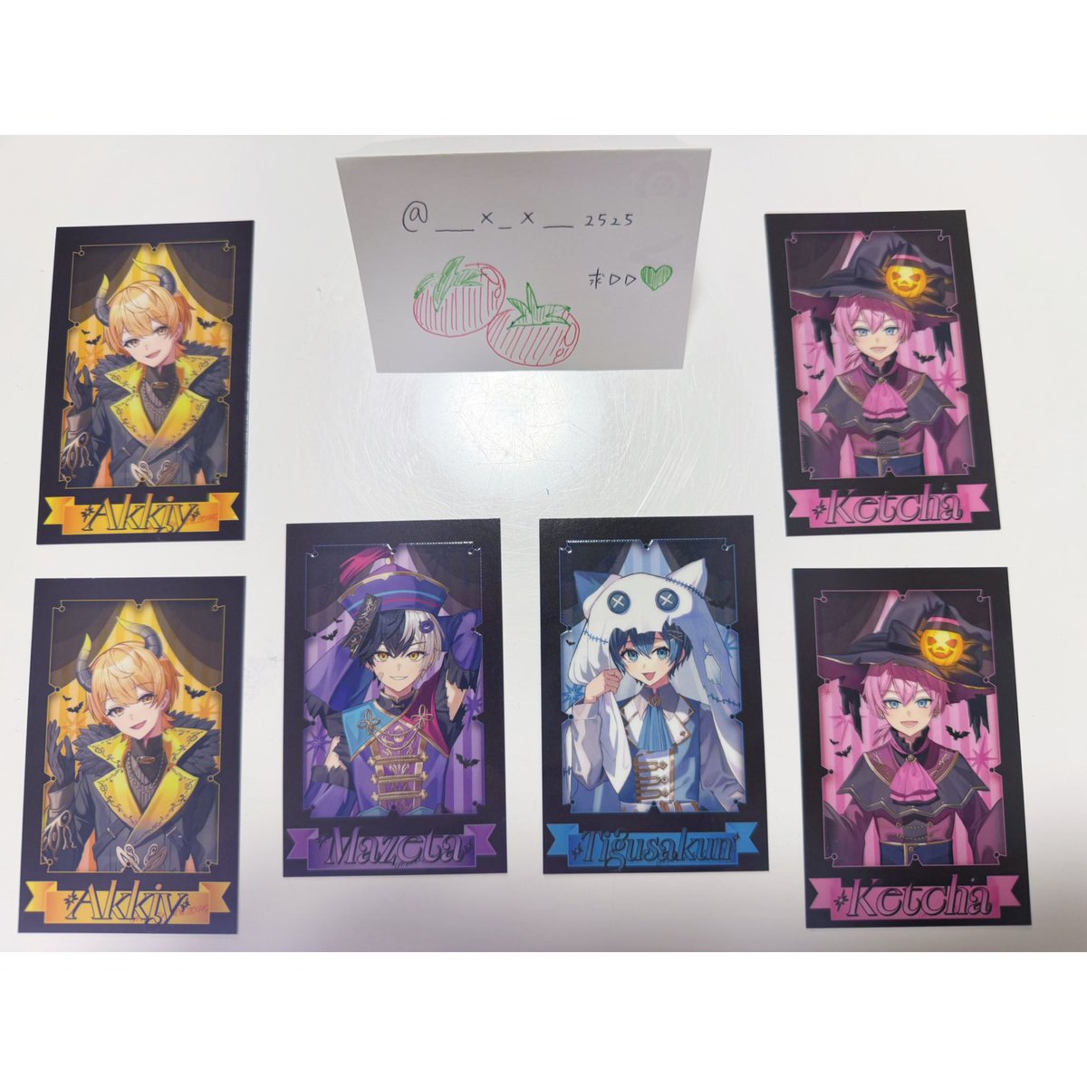 __x_x__2525's tweet photo. AMPTAK×COLORS ハロウィン フォトカード 交換

求▷▶💚 デフォ 〉〉〉等身
譲▶▷💛💜🩵🩷

郵送またはパシ横での交換が可能です
お気軽にお声掛けください

#AMPTAKグッズ交換 
#AMPTAKxCOLORSグッズ交換 https://t.co/iyG8ZFgo8B