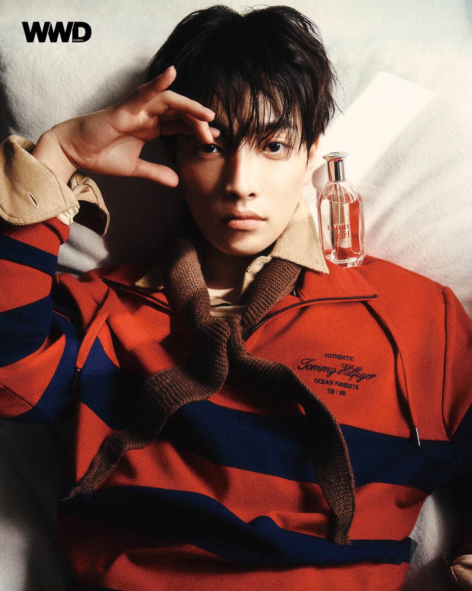 1024updates's tweet photo. [📷] Hongjoong for WWD Korea Cover Story

#ATEEZ #에이티즈 #HONGJOONG https://t.co/6KciawUiHT