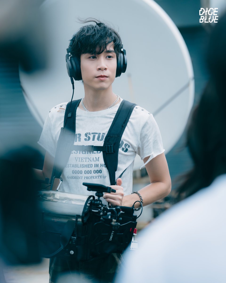 DICE_SONRAY's tweet photo. DICEBLUE 
2nd Single 
‘รอ SIS (TER)’

CHARACTER PHOTO
#JISANGakira 

MUSIC ON ALL STREAMING
🔗 : https://t.co/yrRplu6nQQ

MV Release
21.10.2026 at 6PM (GMT+7)
YouTube : TADA LABELS

#DICEBLUEรอSIS 
#DICEBLUE 
#DICE_SONRAY 
#SONRAYMUSIC https://t.co/NgiytvSY2K