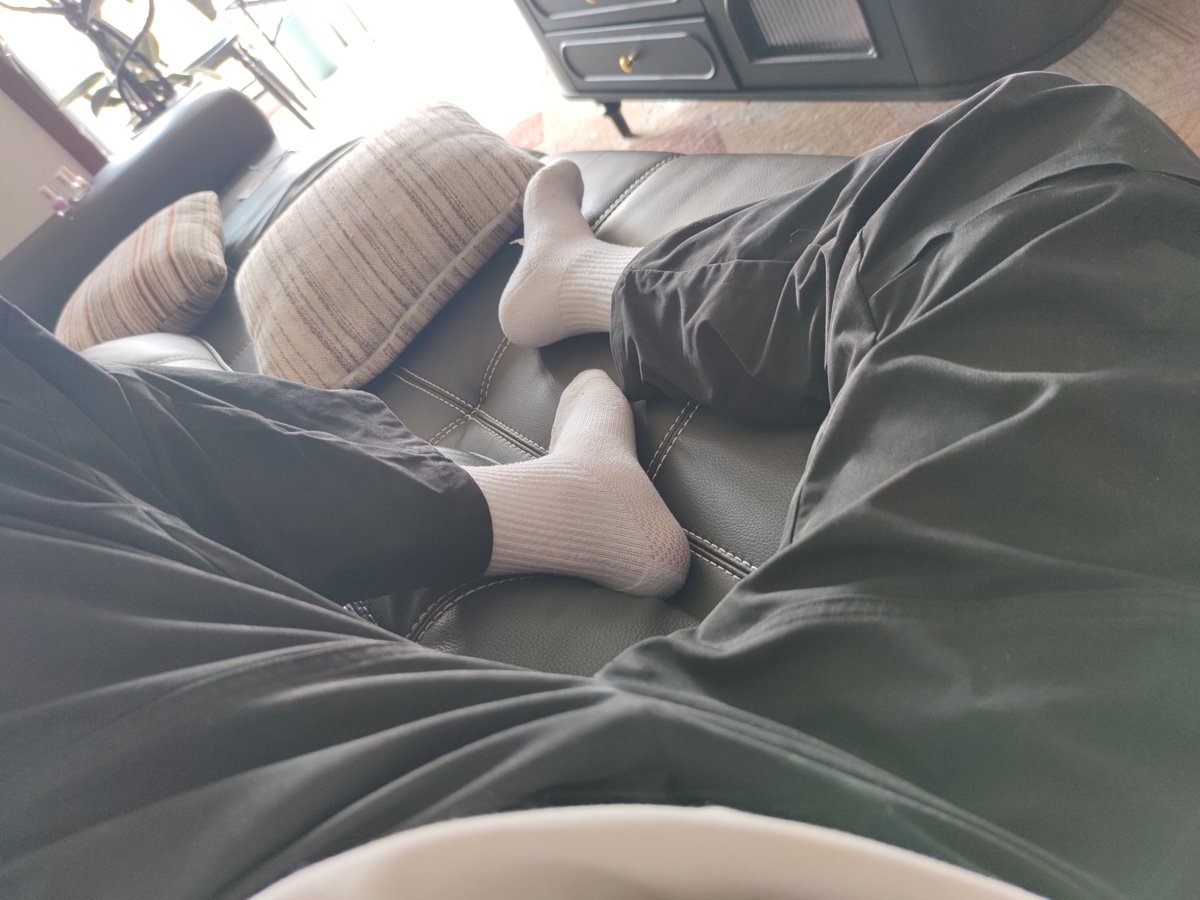 lixiny246505's tweet photo. 有人吗？彭州男高，初入圈 https://t.co/SuKxVqsML5