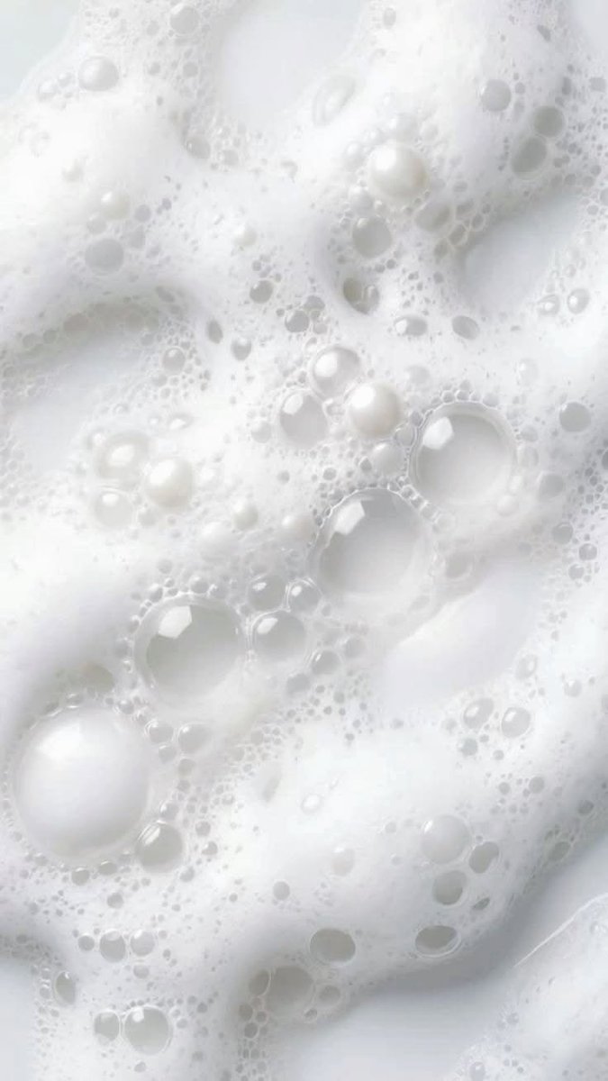 onsensou's tweet photo. THE BEAUTY OF LATHER.

Cloud-like foam, delicate and airy.  
A fresh hint of Japanese Kabosu.

A sensory ritual,  
from the first touch to the final rinse.

—

泡の質感を、楽しむ。

ふんわりときめ細かな泡と、  
カボスの爽やかな香り。

洗う時間を、心地よい
#ONSENSOU #JBeauty https://t.co/AIFD2dGGju