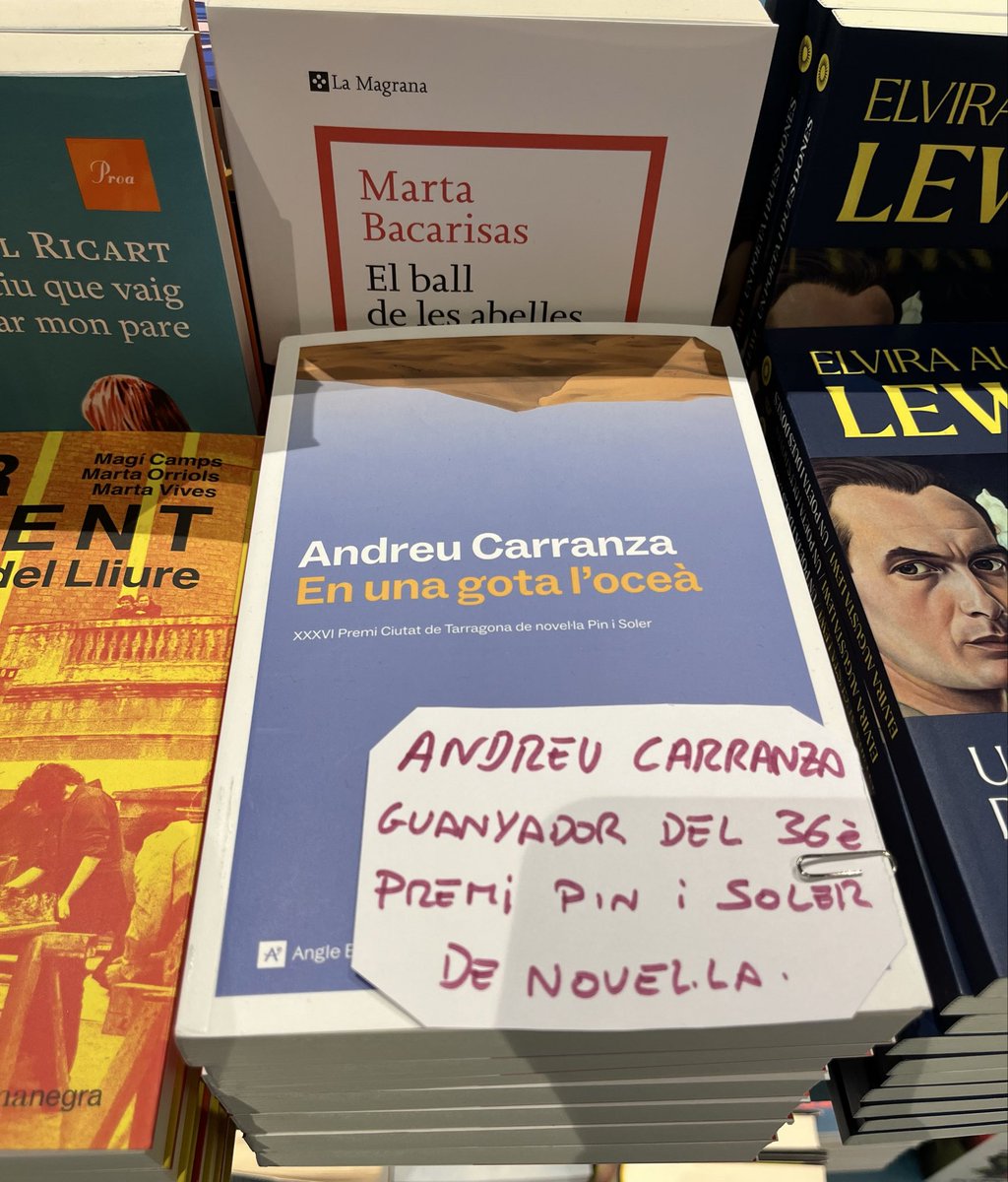 mahler_77's tweet photo. #AndreuCarranza @angleeditorial @OnaLlibres https://t.co/SS1uhMtFAx