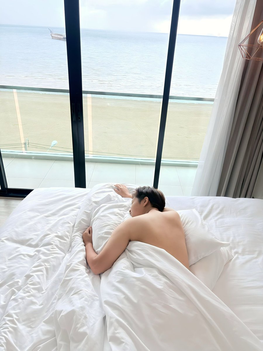 Fernjk29's tweet photo. อยากไปนอนโง่ๆอีก...คิดถึง 🌊🚤⛵️🛥️ https://t.co/2KhhQMgoY5