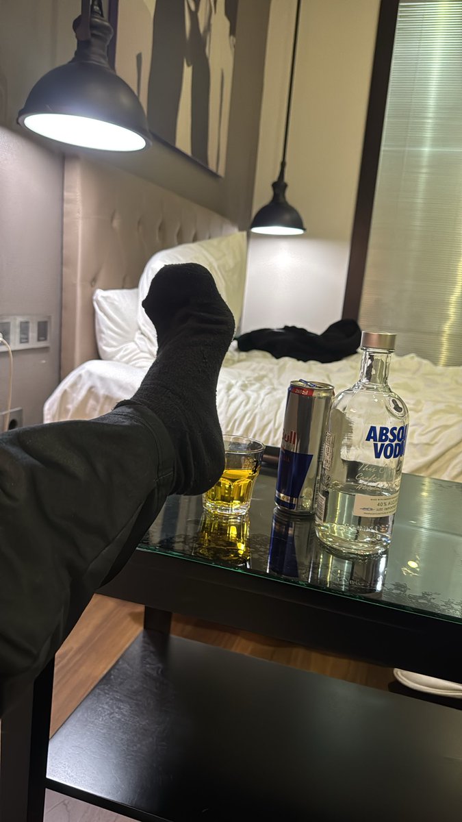 DOM_Master_GER's tweet photo. A bit of alcohol and my ripe cheesy feet in black socks are enough to break you… and you’re gonna enjoy draining your wallet for me🥵 https://t.co/W7rwnDSglv