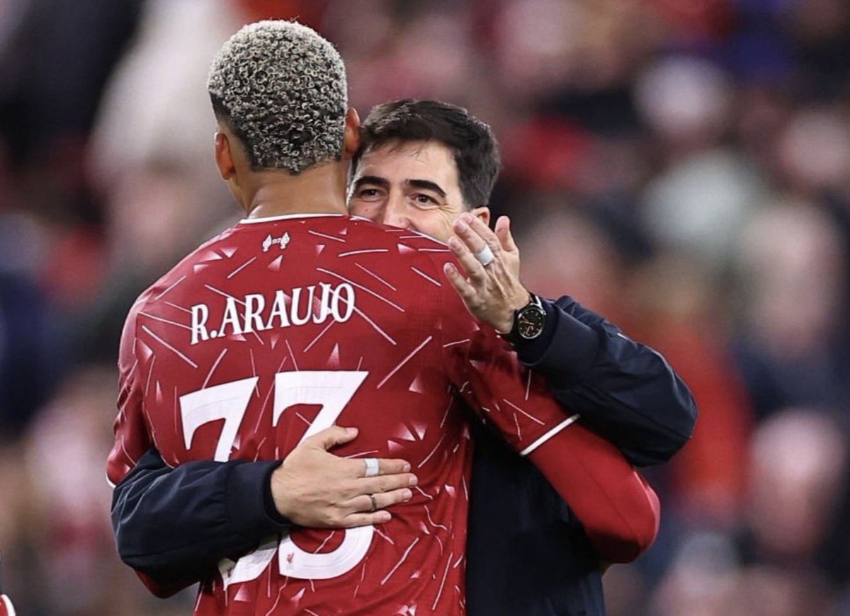 FabrizioRomano's tweet photo. 🔴🏆 Ronald Araujo: “We can compete in all four competitions we are in. It’s a long season, but we are on the right path”.

“We are working well despite not having great results. The team is going forward and progressing”. https://t.co/3kosauYPMX