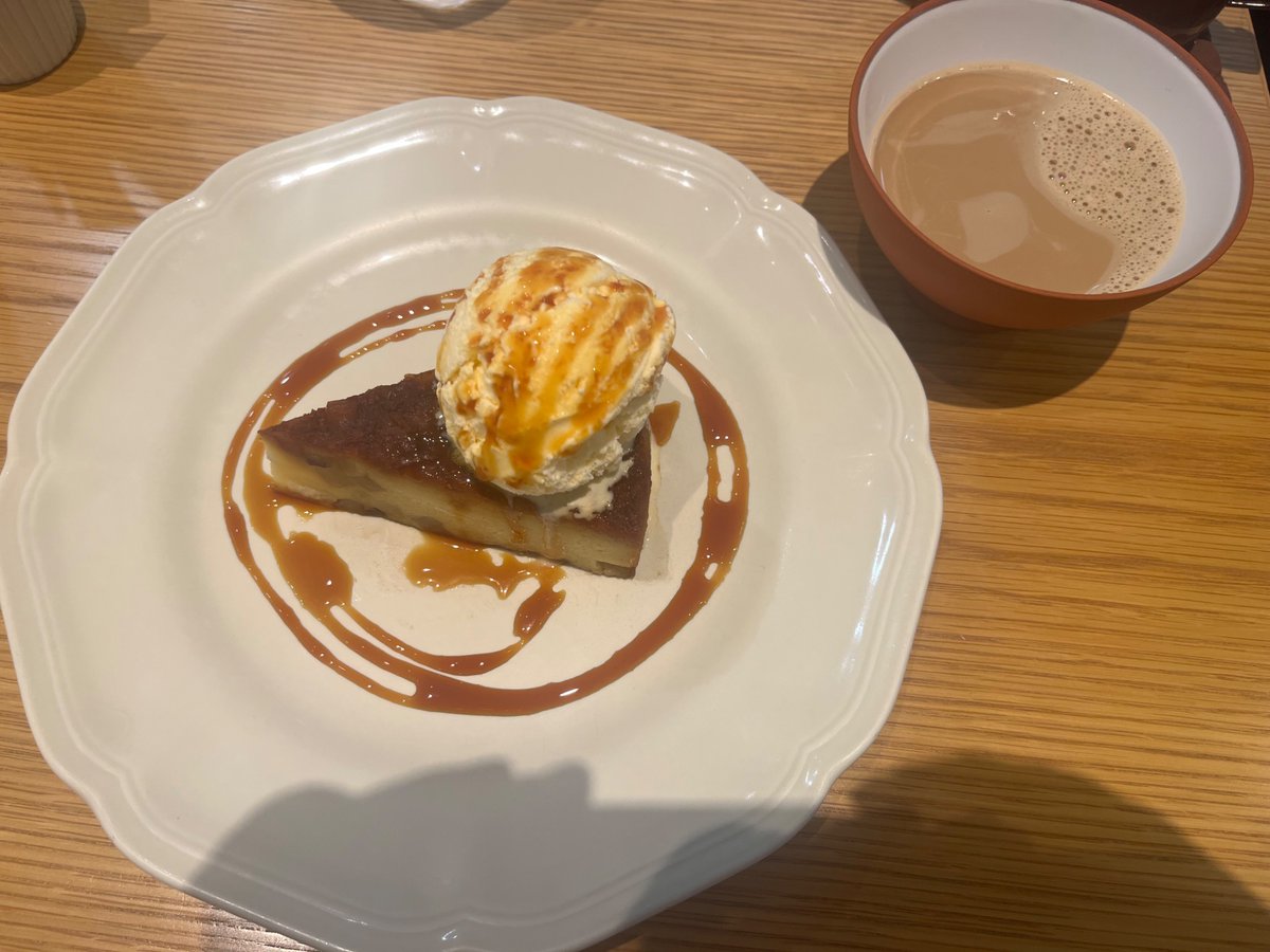 ohanahaaaandayo's tweet photo. カフェってきた🍰☕️ https://t.co/uj2cyybeAe