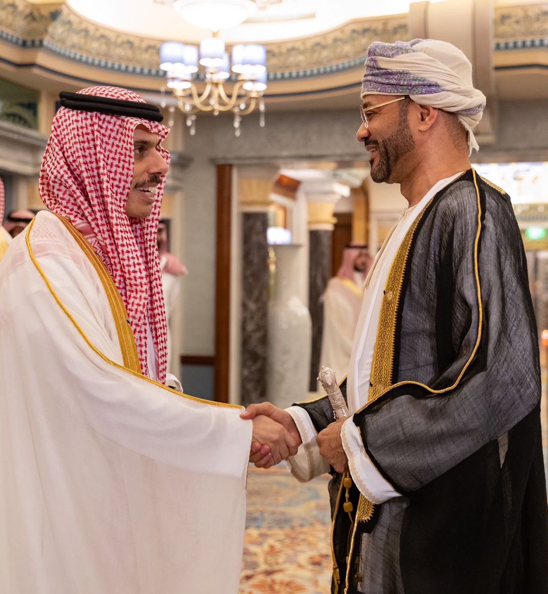 technologyun's tweet photo. الاخوة في السعودية و عُمان 
اتركوا عنكم كل المناكفات 
الكثير الكثير من الحسابات 
تعمل على صب الزيت على النار 

المواقف الرسمية والعلاقات بين البلدين في أفضل أحوالها 
وكلنا ندعم القيادتين في ذالك https://t.co/UWo4GuCwLU