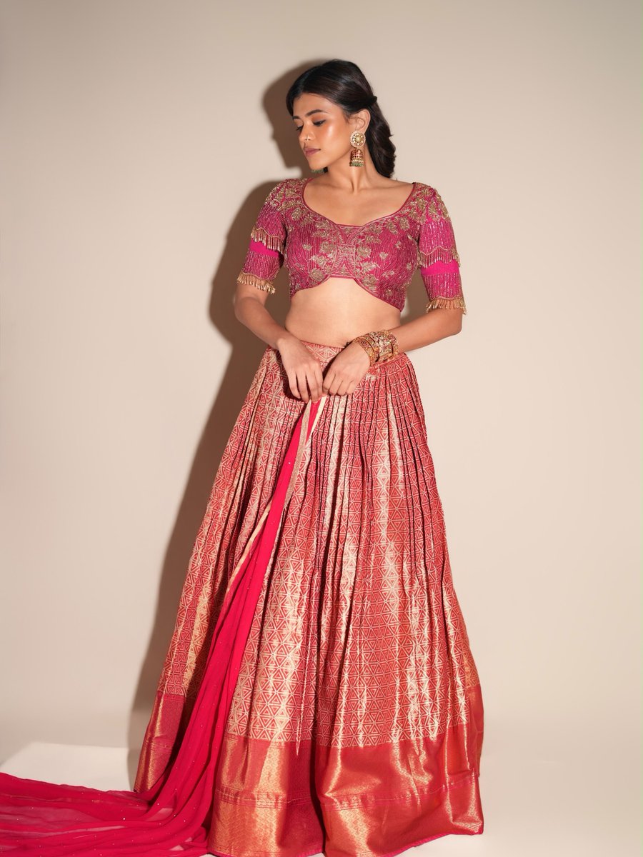 actresswoods's tweet photo. Hebah Patel β€οΈβ¨οΈ
#Hebah #HebahPatel https://t.co/tPWgPu1edV