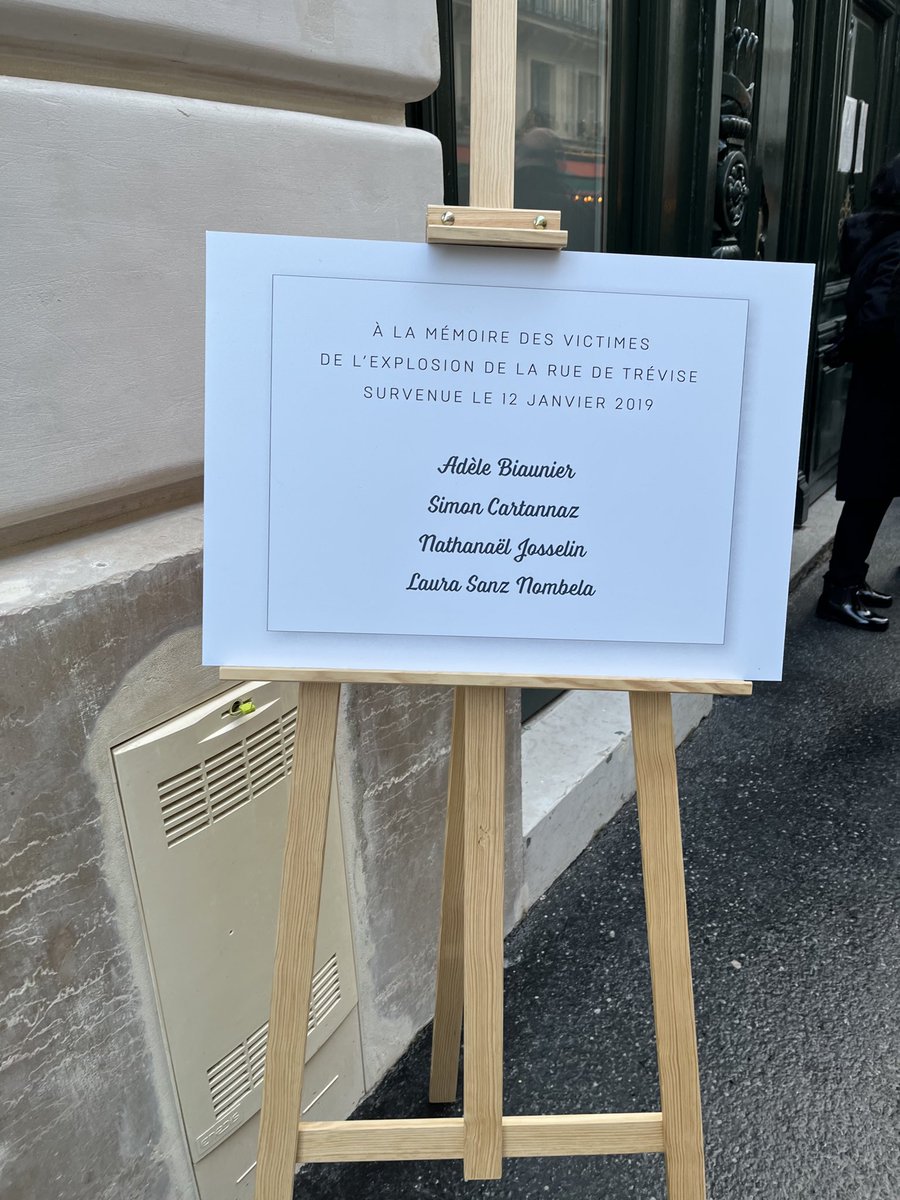 maudgatel's tweet photo. Alors que le procès de la rue de Trévise s’ouvre aujourd’hui, je n’ai qu’un souhait : qu’il apporte les réponses que les victimes attendent depuis près de 8 ans. Et permette ainsi de panser un peu les plaies de tous ceux dont la vie s’est arrêtée le #12janvier2019. https://t.co/vo9dE9Sm6o