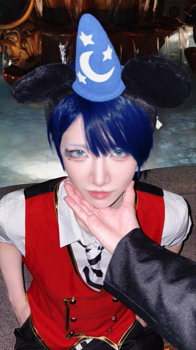 gao2651's tweet photo. ♠️   僕はベタベタ触られるのは好きじゃない、、、。

#Dハロ仮装2026 
#Dハロ仮装ツイステ 
#Dハロ仮装者さんと繋がりたい https://t.co/gjM9SkAmiE
