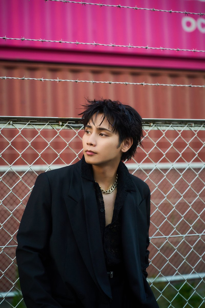 ma55iveofficial's tweet photo. MA55IVE THE RAMPAGE
3rd Album『DEPARTURE』

#神谷健太　

┈┈┈
🎧https://t.co/wKY5CfSnaN
🎥https://t.co/NESuOZ1s3G
💿https://t.co/GwHWD8T3sH
┈┈┈

#MA55IVE #THERAMPAGE 
#DEPARTURE https://t.co/uCEHIrgl44