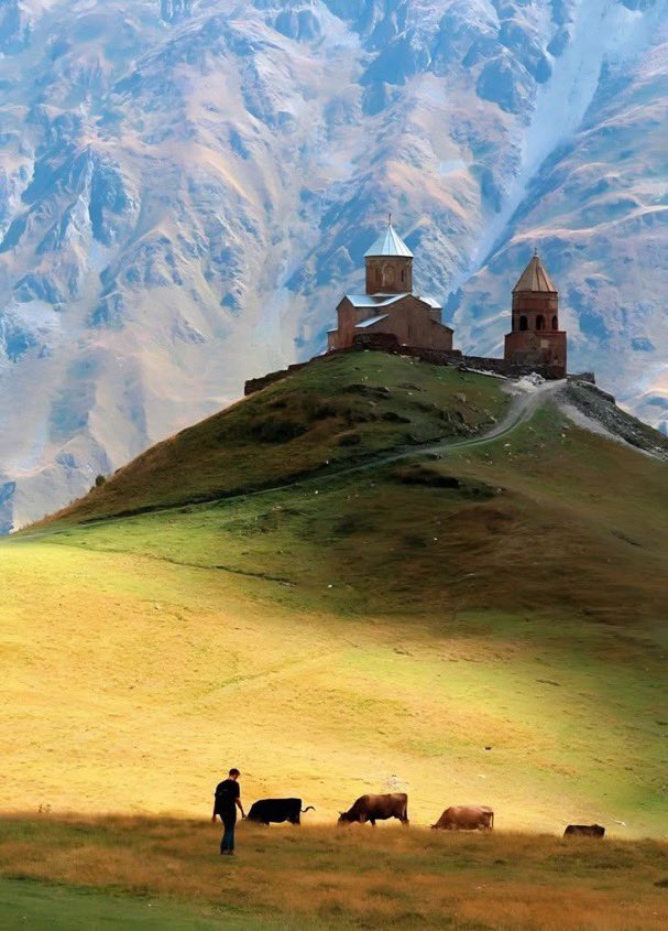 viewsoff's tweet photo. Svaneti, Georgia 🇬🇪 https://t.co/yD55qksnxa