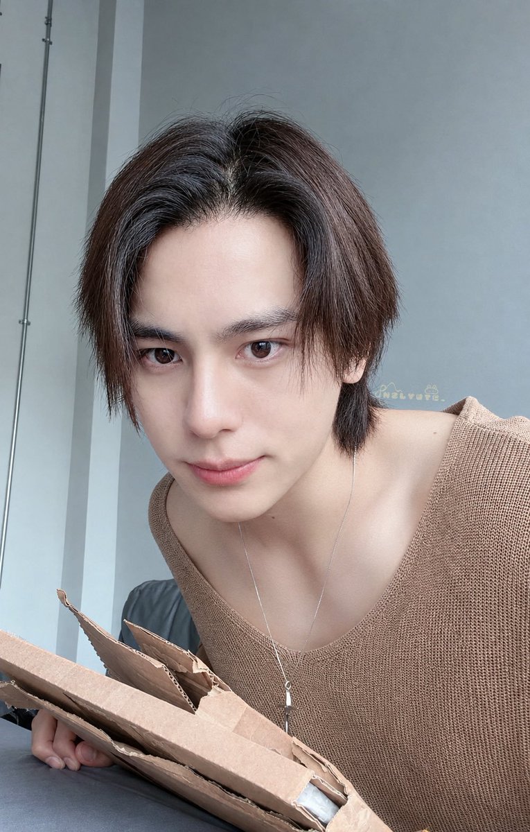 sunnyseaweed_'s tweet photo. เอาง่ายๆนะ สำหรับผมไม่มีอะไรมาล้มล้างliveนี้ได้ 

#bankartit https://t.co/5IwRJksFym