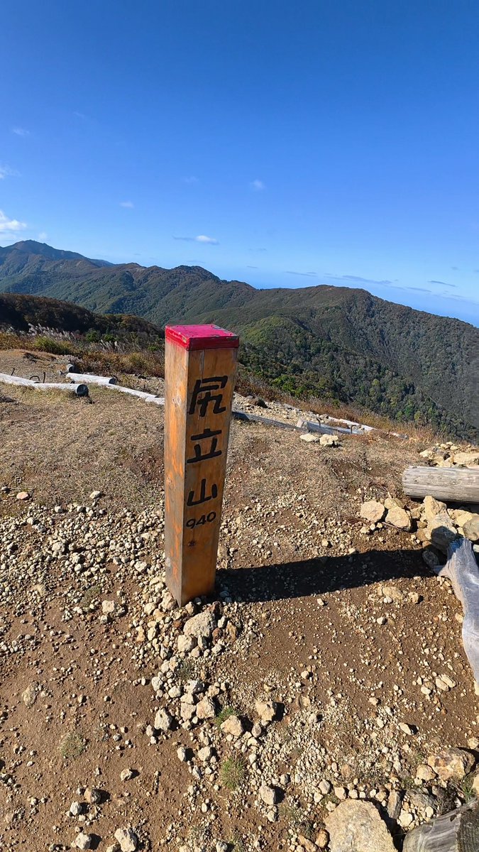 hy_jim's tweet photo. 佐渡の思い出②
稜線は見晴らしが素晴らしく何度も立ち止まって撮影タイム📷
エイドのおけさ柿がメチャメチャ美味しくて家族へのお土産に😋 https://t.co/XLoKPoNEyM