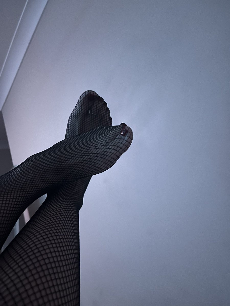 bellsflirtx's tweet photo. just a little tease😘 click bio for more! https://t.co/eAwWYwtga6