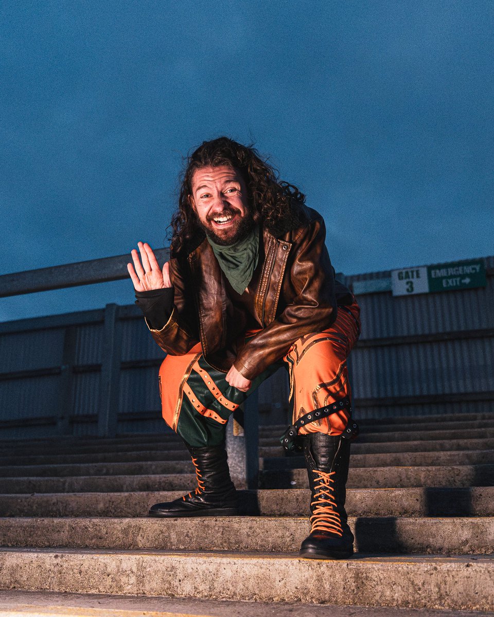 TIG_pw's tweet photo. "I'm adorable"
-TIG (Still doesn't know how to pose.)

📸 @ Grave Kept 
🌄 @CriticalProWres https://t.co/tUcoJ35wAG