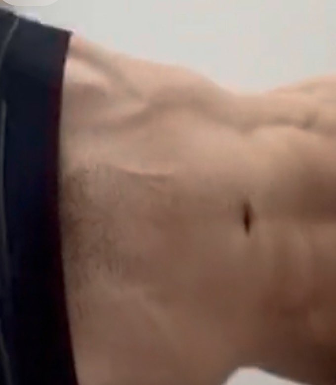 hunkyymuscle's tweet photo. https://t.co/7WWPu4ALTO https://t.co/1JHetidtLO