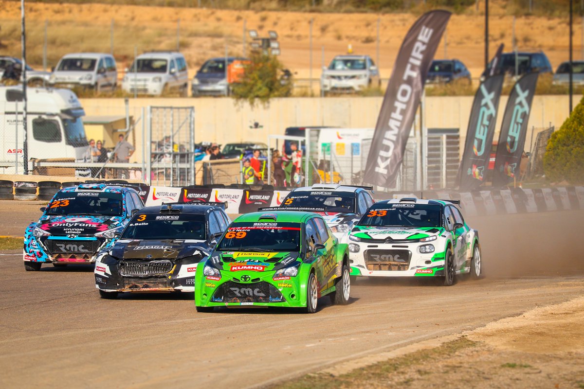 CERX_RFEDA's tweet photo. ⏳ Vamos descontando los días para la última batalla de los #RallycrossWarriors, la #GranFinal del #CERXLoterías en @AragonMotorLand ⚔️

🗓️ 7-8 noviembre
✍️ Inscripciones abiertas ➡️ https://t.co/ubOhHmHUBX ✅

#CERX #Rallycross https://t.co/oqu89Ne7iL