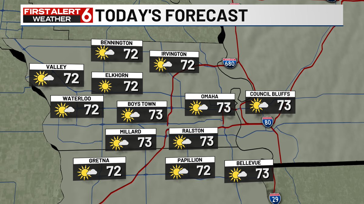 RustyLord's tweet photo. FIRST ALERT to another wonderful day ahead after a chilly start. Highs in the lower 70s are likely with abundant sunshine, light south wind and low dew points. There is a small chance of a shower later overnight into very early Wed. The best odds are south of I-80 for those. https://t.co/XqvC4Ygdeb