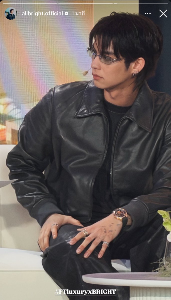 mimay_sritong's tweet photo. มุมข้างหล่อกระแทกใจมาก !! 😳🔥

#FTLuxuryxBRIGHT
#bbrightvc @bbrightvc https://t.co/dwoBRtuZ6F