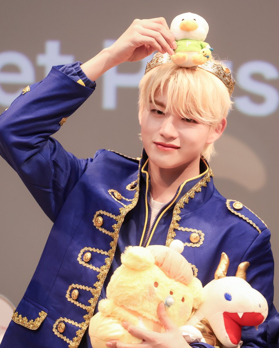 Ryz_Ksk_s2's tweet photo. 261018 Mnet Plus Chat 팬싸 ペンサ

ペックル王国の王子👑

#KO1KEYZ #コイキーズ #코이키즈
#杉山竜司 #RYUJI #류지 https://t.co/OseTjddfEE