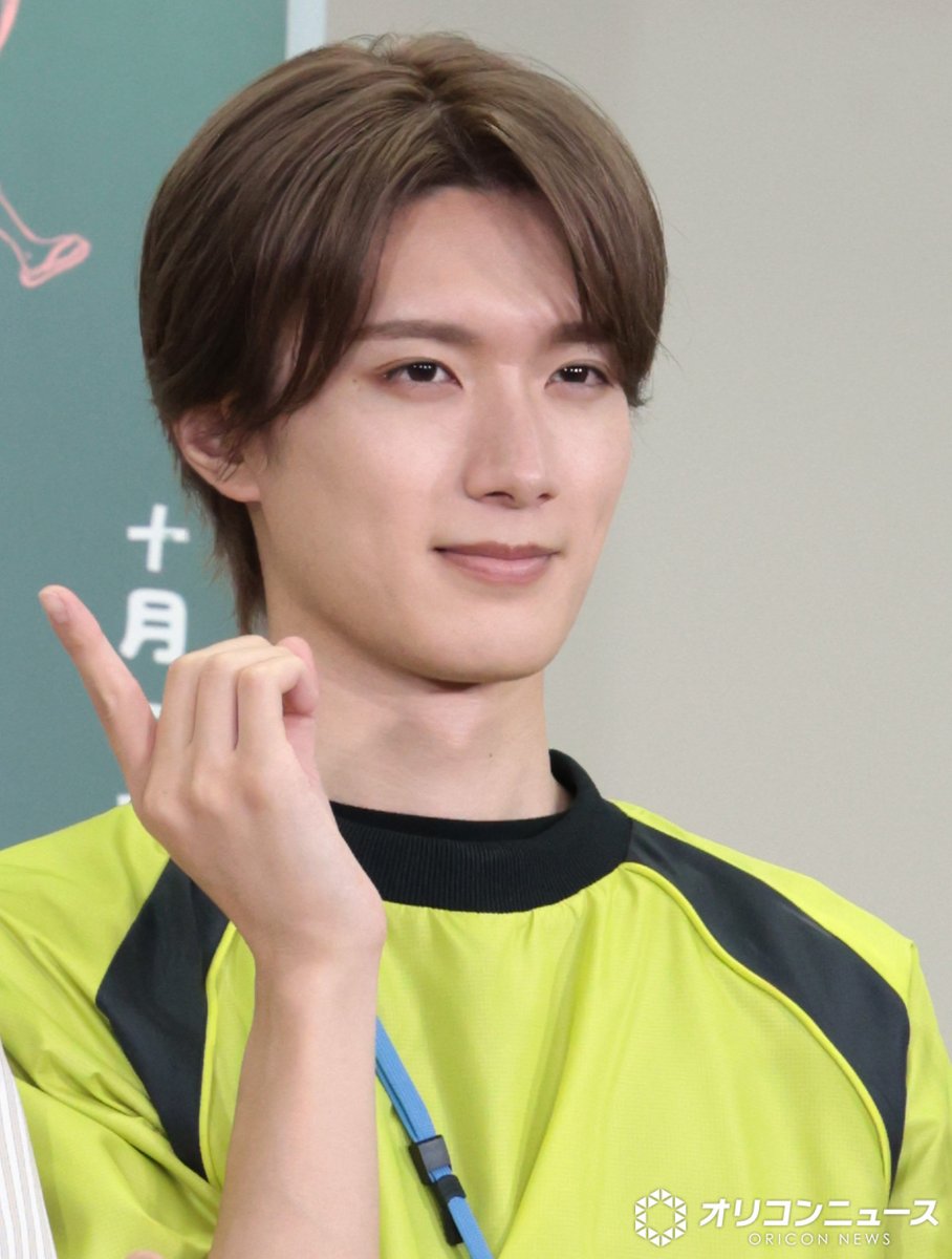 oricon's tweet photo. 📺『いろはの恋は時代（とき）をかける』
第2話放送直前緊急保護者会イベン��
⠀
山中柔太朗、新米教師役として登場✨
⠀
“山中劇場”もさく裂
💭「ボールは友だち」⚽
https://t.co/ZgNKtuaTVm
⠀
#恋とき https://t.co/CPPN1FHxG0