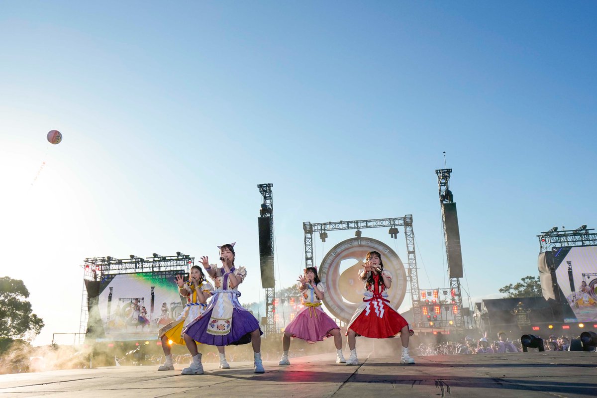 _king_records's tweet photo. ももクロ、10年ぶりの『桃神祭』が千葉・長生村で復活　祝祭のフィナーレをレポートhttps://t.co/i8Q6eEfvYF
@momoclo_king_pr @mcz517_official https://t.co/dVfajhpM4t
