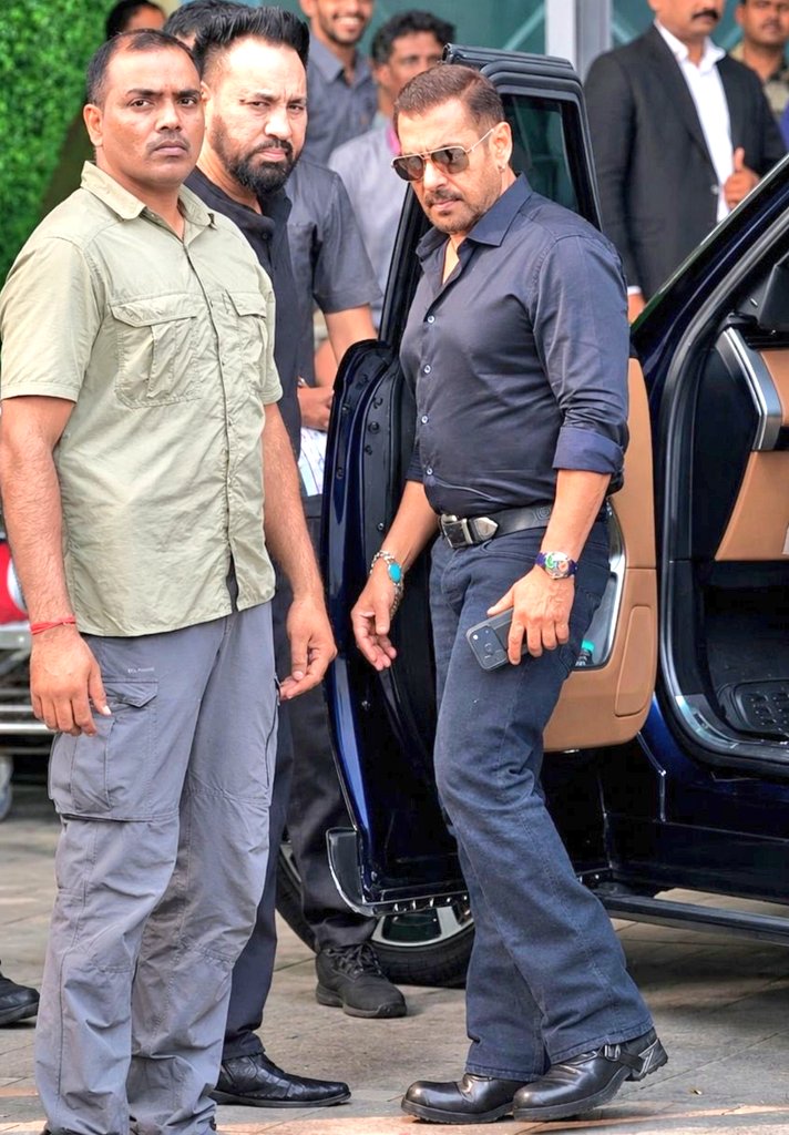 error2294's tweet photo. Latest :: Megastar #SalmanKhan𓃵 ll https://t.co/jpN3BdkT4F
