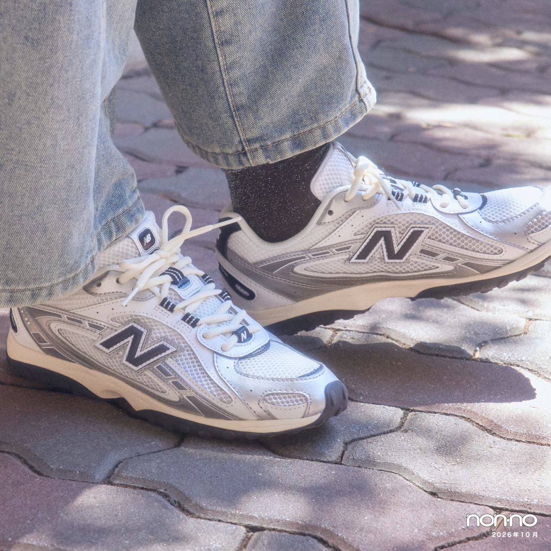 ABCMART_INFO's tweet photo. 【林芽亜里さん着用】
New Balance 204L秋の4スタイリング🍂

Style.04
足元で遊びを取り入れたい日には、
 Y2Kなシルバーxメッシュをチョイス

メタリックなシルバーとメッシュ素材を組み合わせた、存在感のあるデザイン。
トラックジャケット×ワイドデニムのストリートファッションにメリハリをつけて。

詳しくはコチラ▼
URL：https://t.co/ElsnDj2mYt

@meari__hayashi
@nonno_magazine

#林芽亜里 #NB #newbalance #abcmart #absgs #abcマート