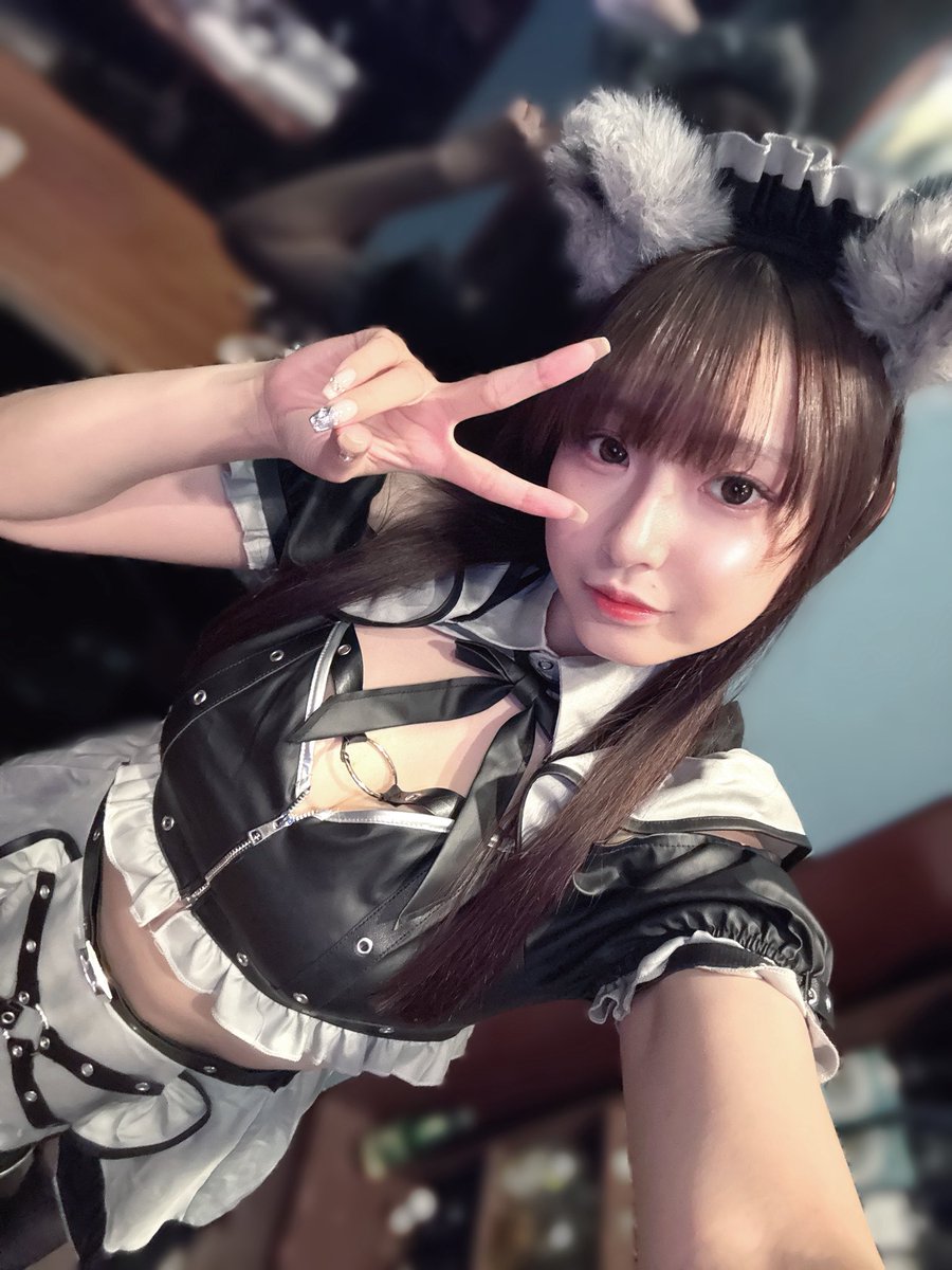 mof_nepi's tweet photo. いただきマスカット
らりらりラリアット
痛てててってって
レツゴー♪
⬆️これ何か分かりますか❓

もふいーん🌳

#札幌コンカフェ #すすきのコンカフェ  #コンカフェ #スナック #スカイピース https://t.co/kDPdlEAupg