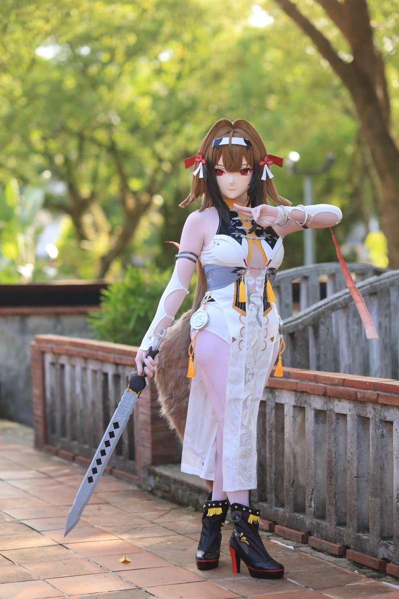 alex07251200's tweet photo. 我乃雲巋山青溟劍劍主，葉瞬光！
此劍既出，天地為引，蕩盡諸邪！

📷：1、2 @edison_wang_72 
          3、4 @ValkyriePdragon https://t.co/Gdcgc5LXaF