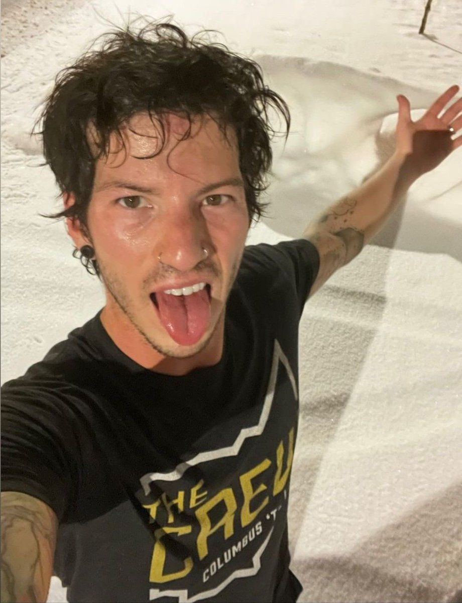 willeavethecity's tweet photo. 😜 https://t.co/AmQcxdiLTM