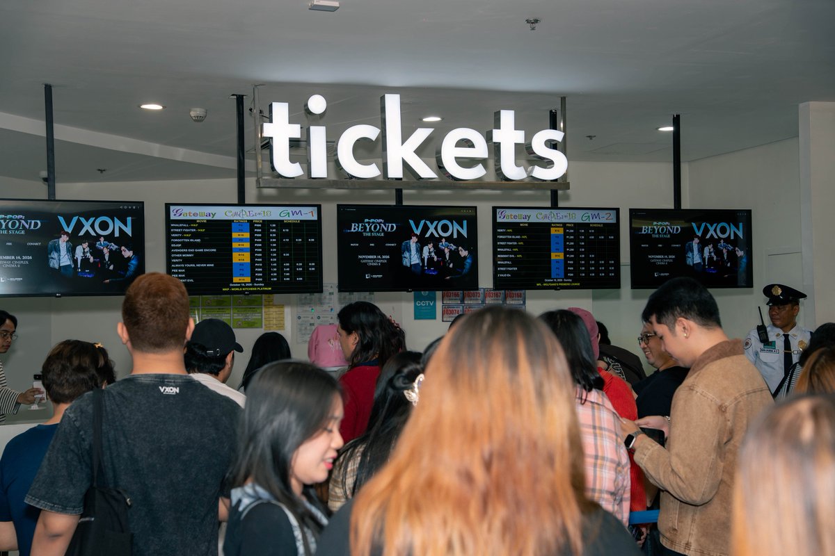 vxonofficial's tweet photo. VIXIES, ANG SAYA NAMING MAKITA KAYO! 🥹💙🎬

Maraming salamat sa lahat ng VIXIES na pumunta during our Live Ticket Selling last Sunday at Gateway Mall 2 Cineplex! 🫶🏻 We’re super excited to see you all and share this unforgettable moment with you! 🥹✨

Hindi na kami makapaghintay na makasama kayo sa P-POP: BEYOND THE STAGE! 👀🔥

Sa mga VIXIES na gustong makita kami makasama sa November 14,  don’t miss the chance to WATCH, FEEL, and CONNECT with us beyond the stage!

🔗 https://t.co/DuWFXnF3B4

See you there, VIXIES!💙

#VXONBeyondTheStage #VXON #BeyondTheStage #LSquaredProdPH